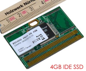 4GB_IDE-44-Pin_SSD_Festplatte_1.jpg