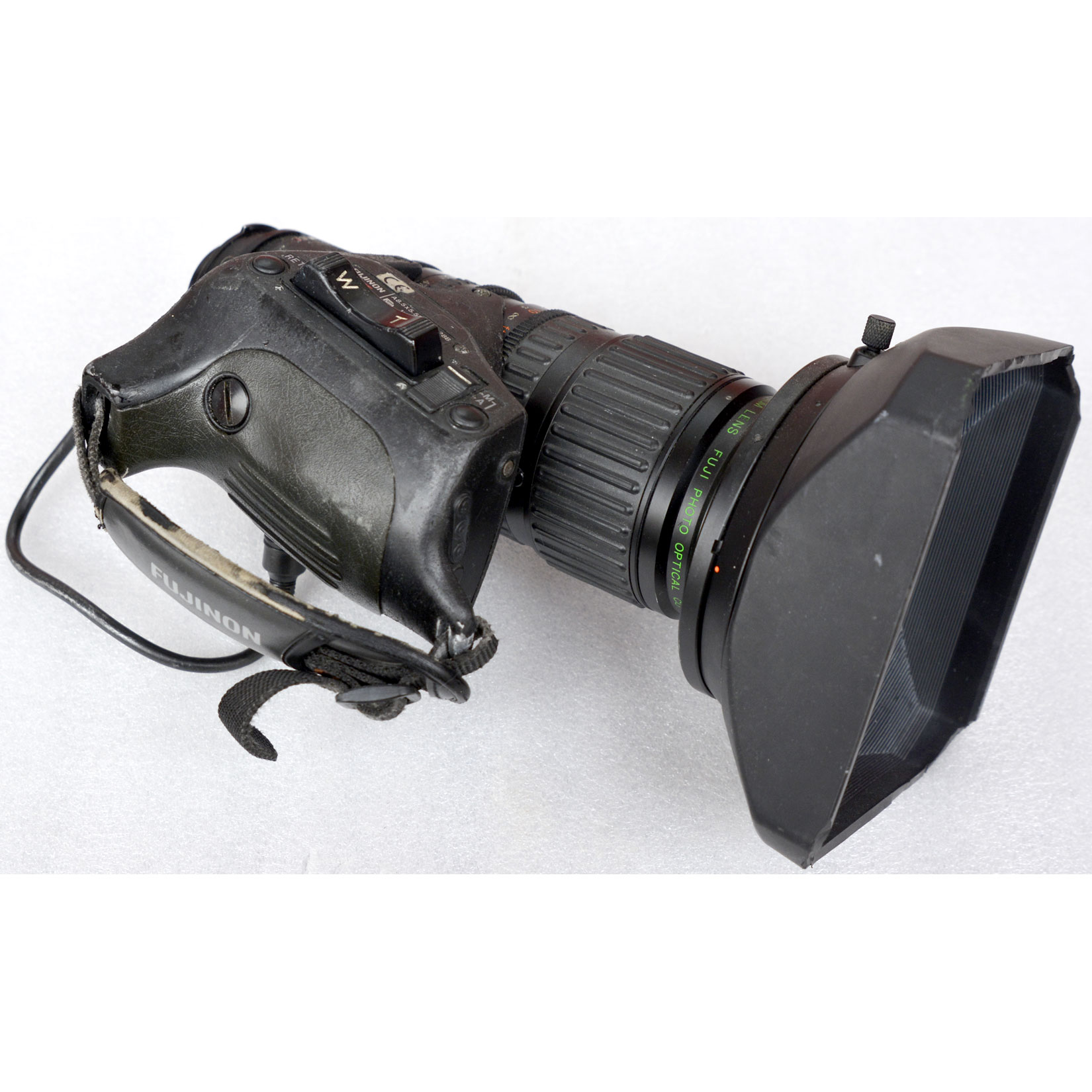 FUJINON_A8.5x5.5BEVM-28B_1650 FUJINON_A8.5x5.5BEVM-28B_1650.jpg