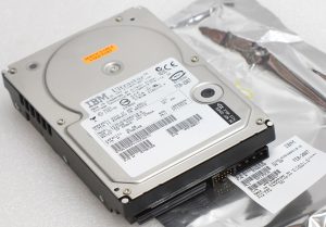 IC35L036UW210-0_2 IC35L036UW210-0_2.jpg