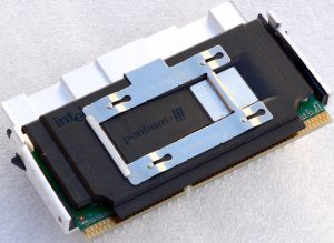 INTELPENTIUMIIICPUPROZESSORSL3F7550MHZ1KERN2 INTELPENTIUMIIICPUPROZESSORSL3F7550MHZ1KERN2