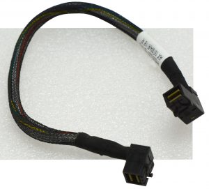Kabel_SFF-8643_1700